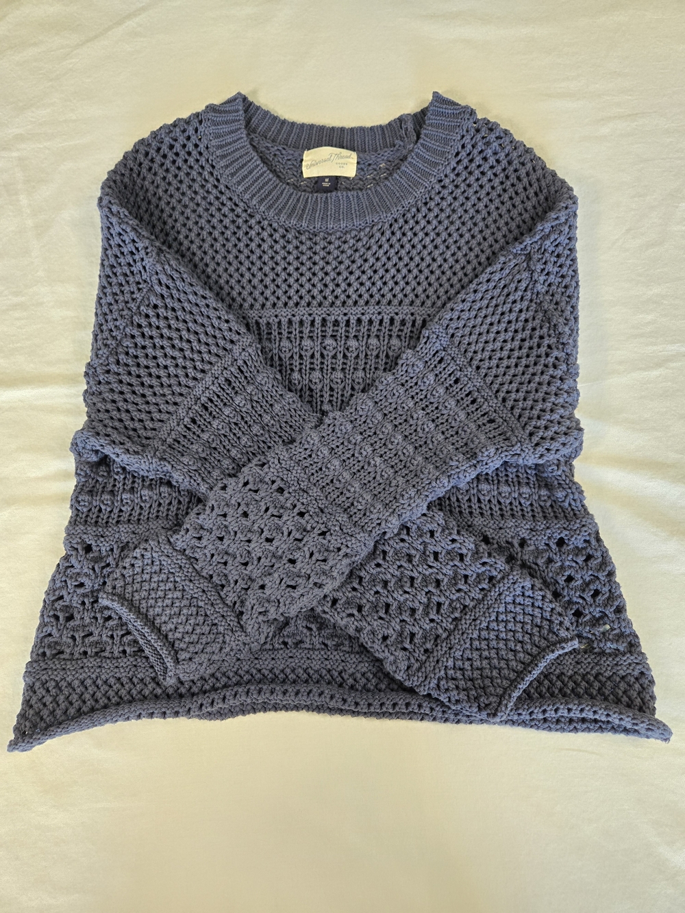 Universal Thread Blue Open Knit Crewneck Sweater Size M – Soft Textured Layering